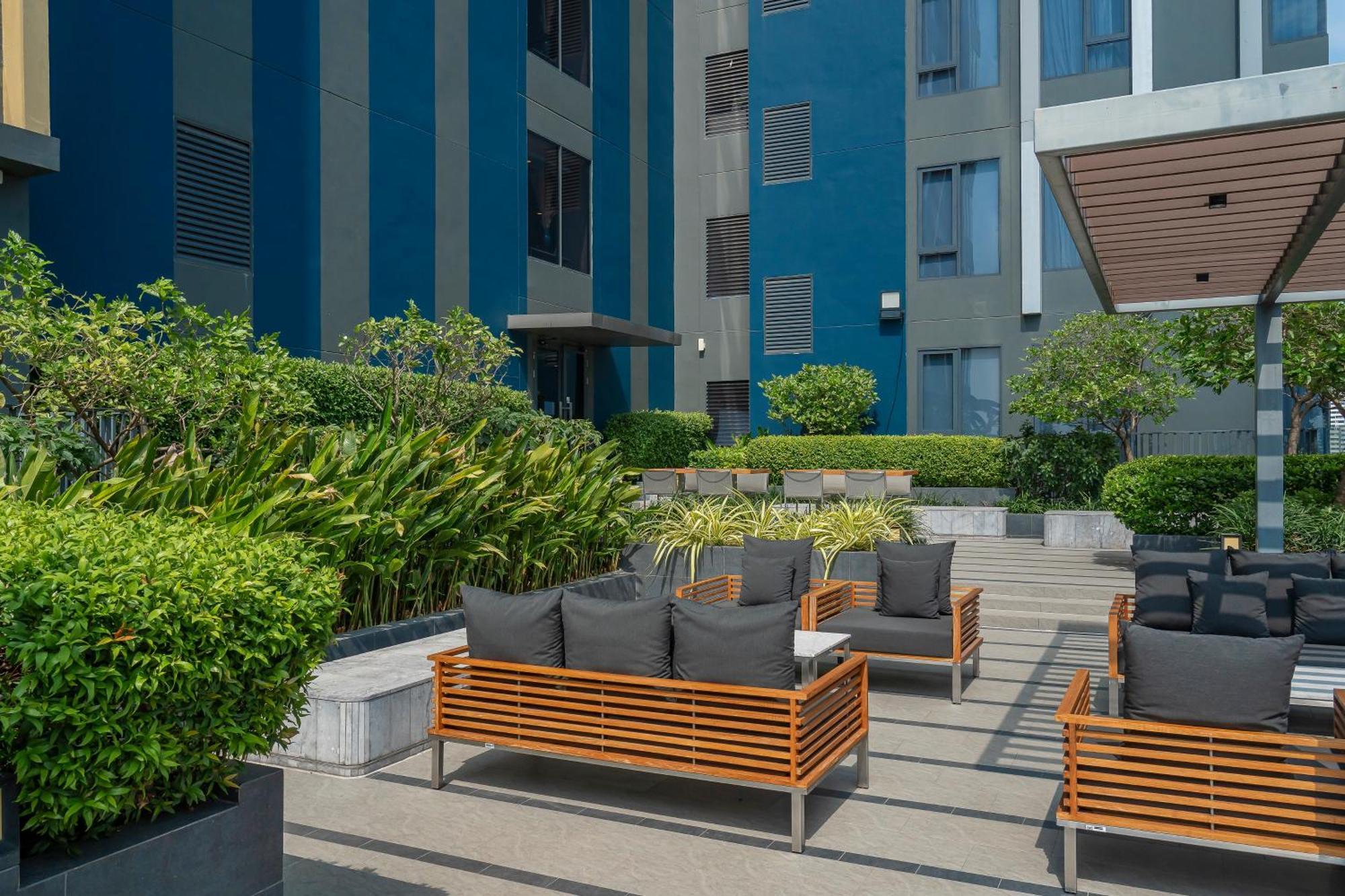 Staybridge Suites Bangkok Thonglor By Ihg Екстериор снимка