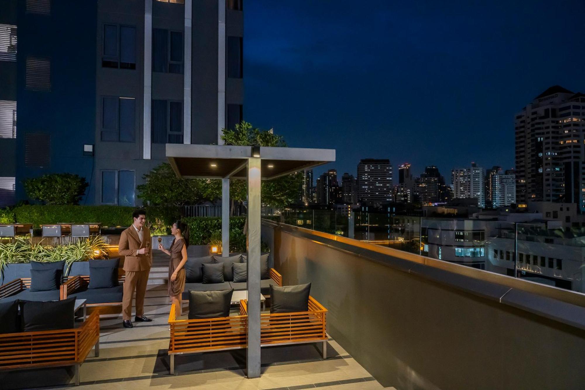 Staybridge Suites Bangkok Thonglor By Ihg Екстериор снимка